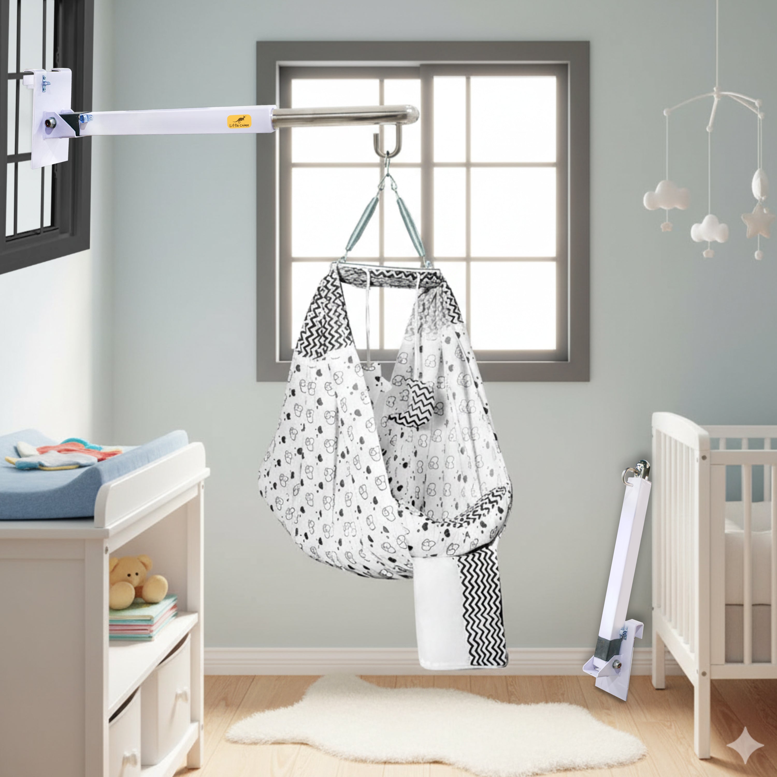 Foldable Window Hanger