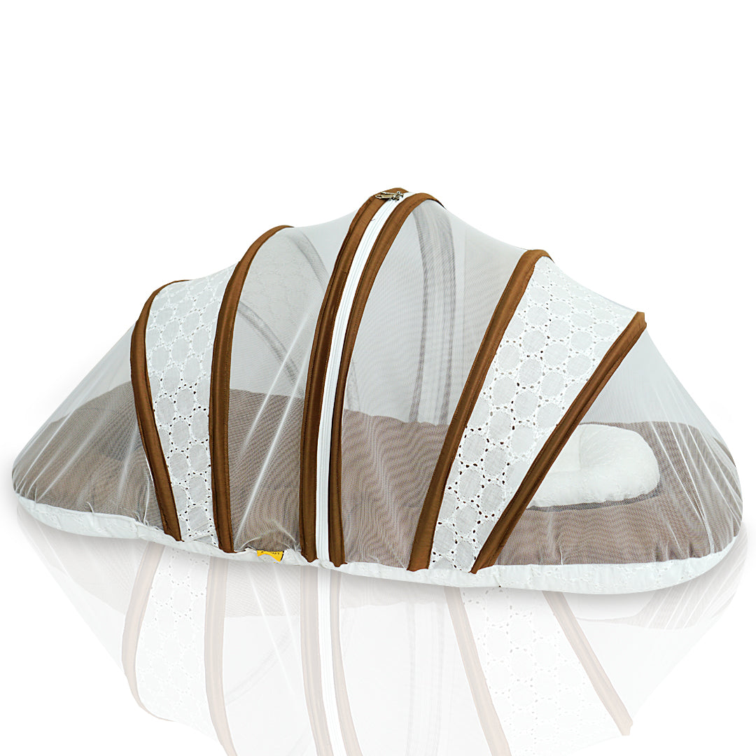 8 piece  Bedding Combo